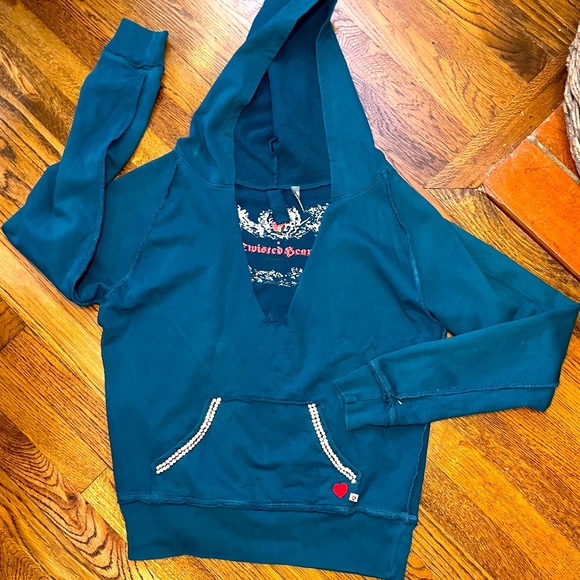 Twisted Heart Hoodie - Picture 3 of 5